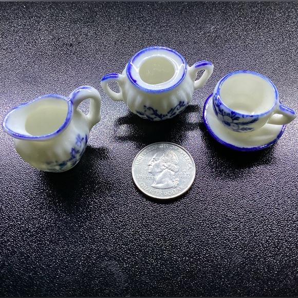 Unknown Brand Miniature Ceramic Tea Set - Picture 7 of 7